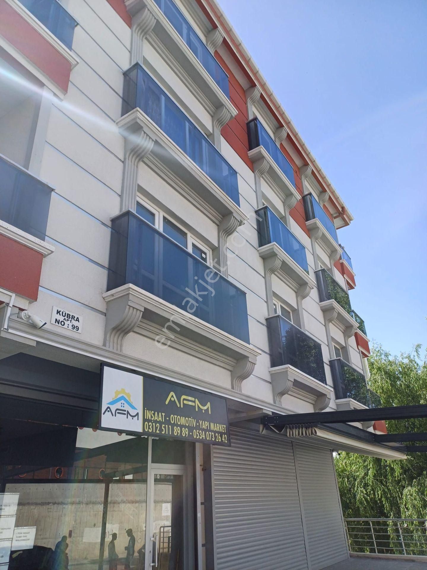 Keçiören Atapark Satılık Daire  KEÇİÖREN ATAPARKTA BULVAR YAKINI FULL YAPILI SATILIK 4+1 DAİRE