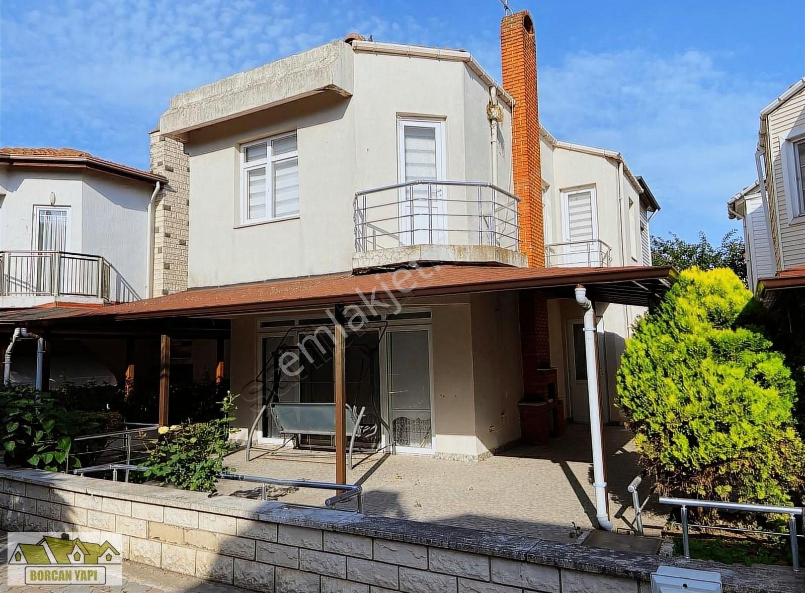 Marmaraereğlisi Yeniçiftlik Satılık Villa ÜNAL 1 SAHİL SİTESİ İÇERİSİNDE UYGUN FİYATLI SATILIK 3+1 VİLLA