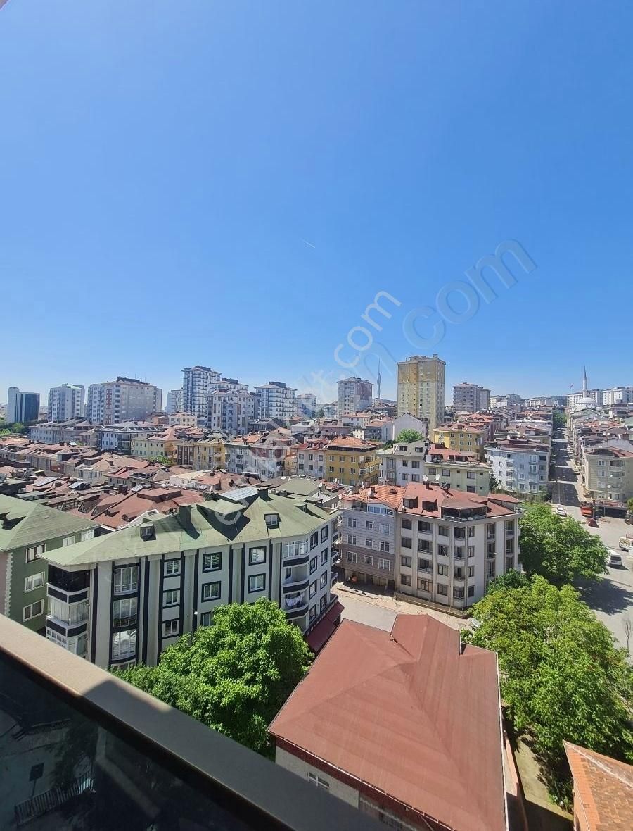 Ümraniye Esenevler Satılık Daire NEZİH KONUMDA SİTEİÇERİSİNDE 2+1 85m² NET ARAKAT