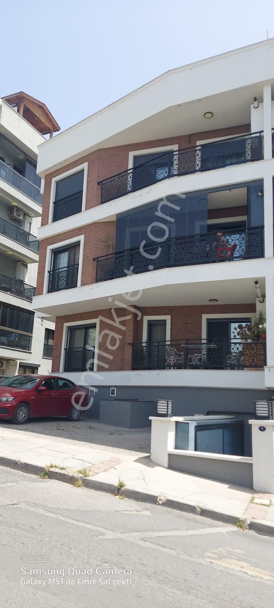 Bornova Atatürk Satılık Daire YENİ BİNA SATILIK DAİRE