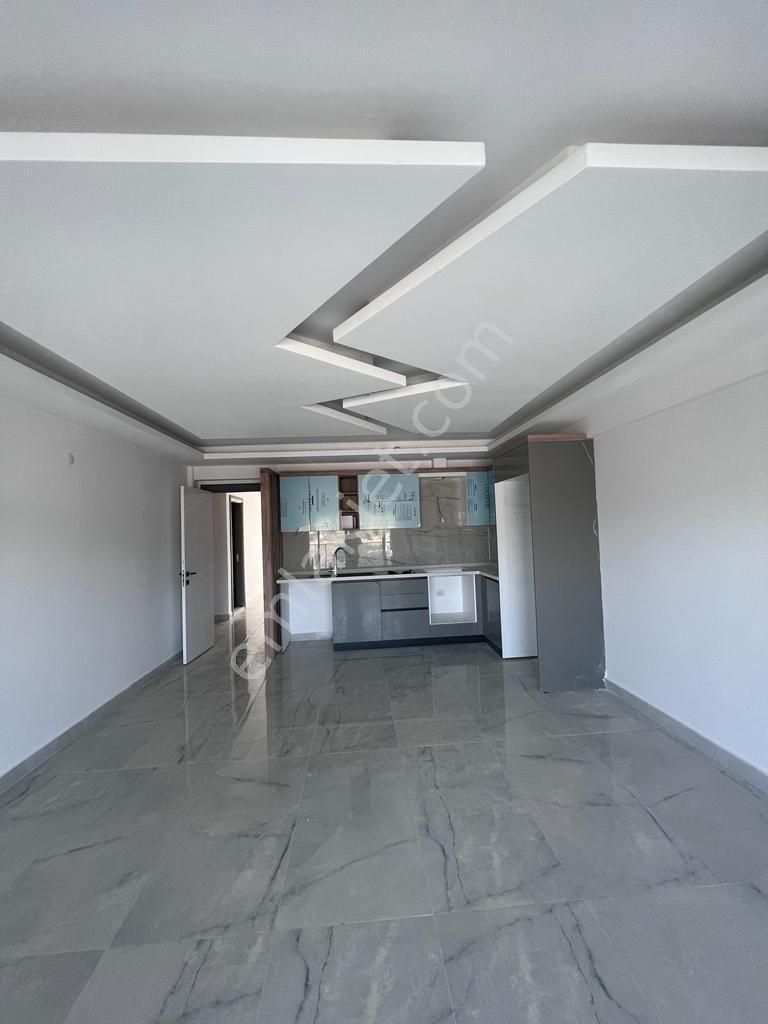 Kuşadası Değirmendere Satılık Daire  NEZİH HAVUZLU SİTEDE 2+1 SATILIK DAİRE