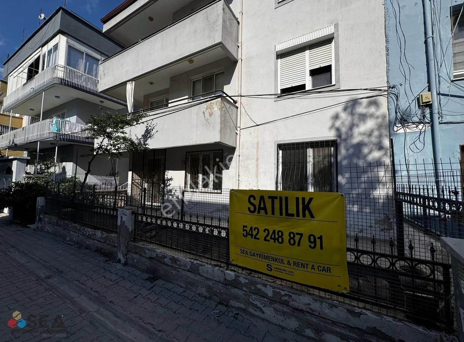 Kuşadası Cumhuriyet Satılık Daire İŞYERİ OFİS KULLANIMINA UYGUN ŞEHİR MERKEZİNDE DAİRE