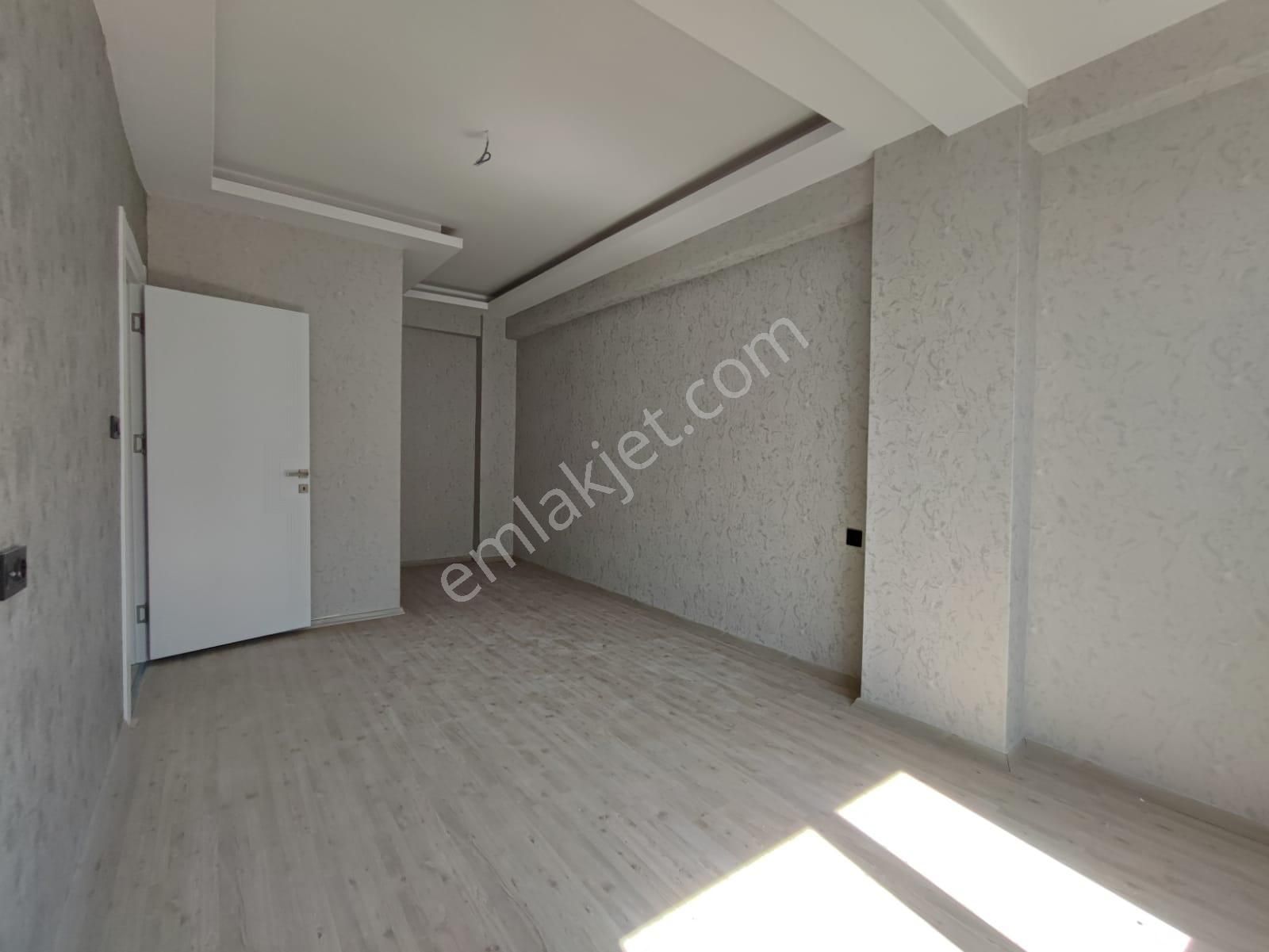 Karaköprü Seyrantepe Satılık Daire  SEYRANTEPE MAŞUKTA ACİL SATILIK DAİRE