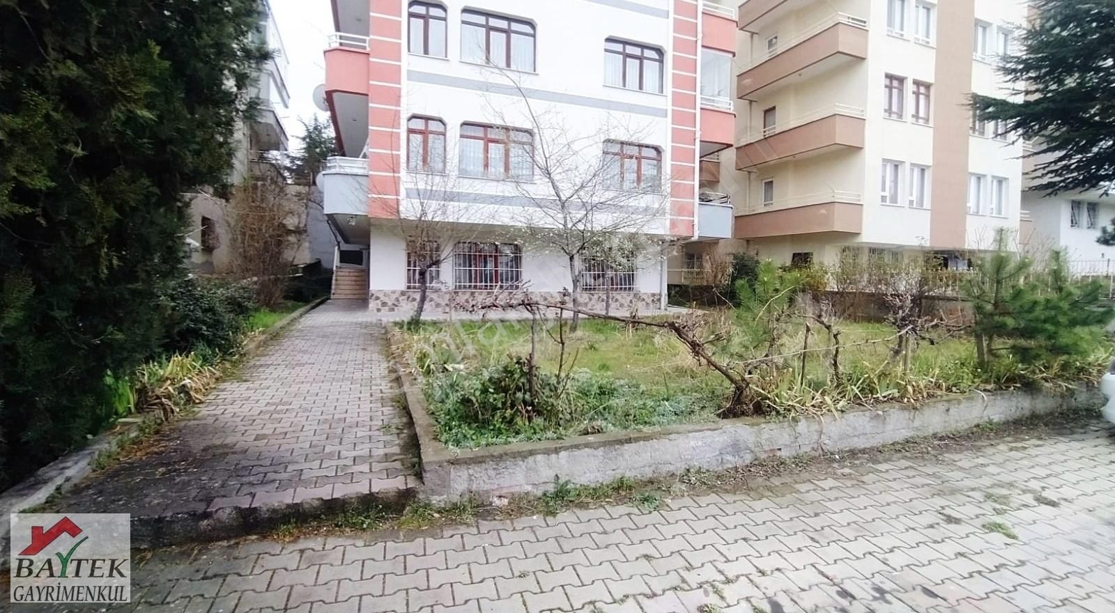 Çankaya Şehit Cengiz Karaca Satılık Daire  ŞEHİT CENGİZ KARACA MAH.2+1 GİRİŞ KAT SATILIK DAİRE