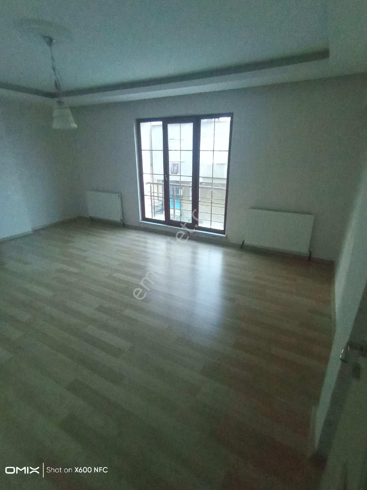 Arnavutköy Anadolu Kiralık Daire Arnavutköy merkezî konumda kiralık 2+1 daire net 120m²