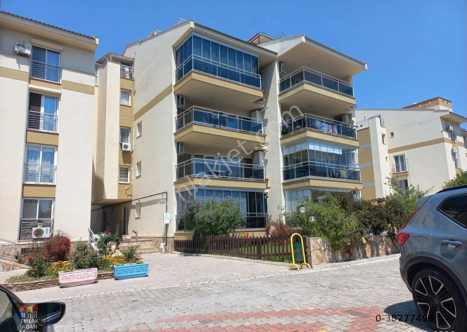 Kuşadası Ege Satılık Daire  KUŞADASI EGE MH HAVUZLU ST DE 3+1 SATILIK DAİRE