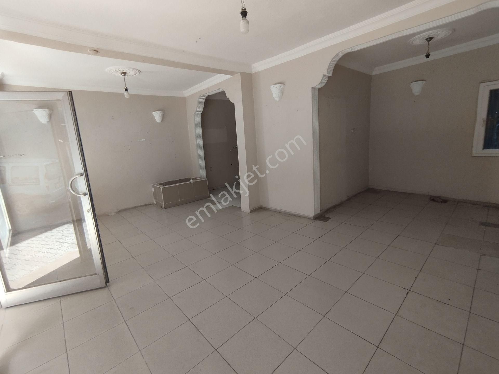 Seyhan Fatih Kiralık Dükkan & Mağaza DÜKKAN 2+1 TELLİDERE DE 120 M2 