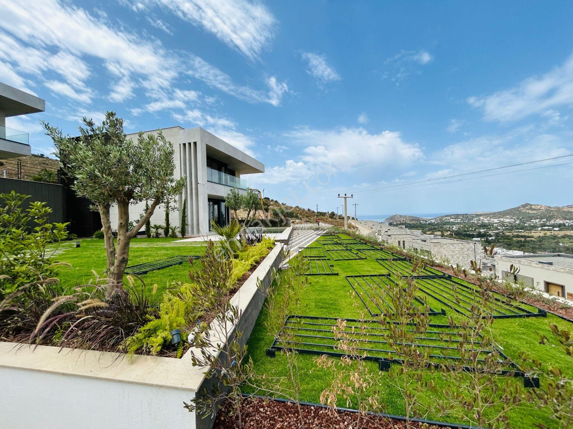 Gümüşlük'te Satılık Deniz Ve Doğa Manzaralı Tam Müstakil Villa - Görsel 3