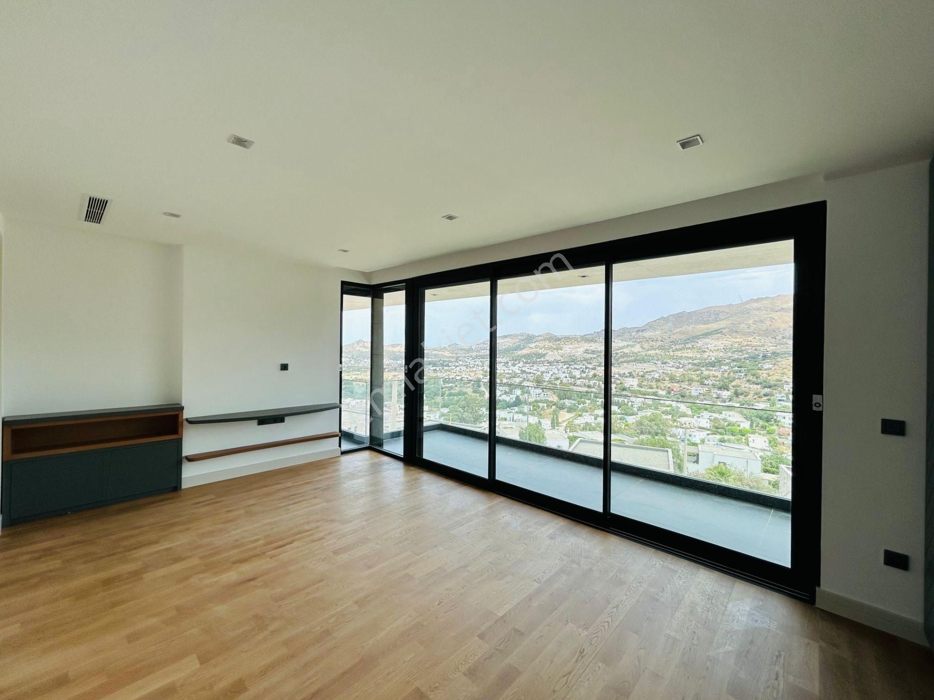 Gümüşlük'te Satılık Deniz Ve Doğa Manzaralı Tam Müstakil Villa - Görsel 17