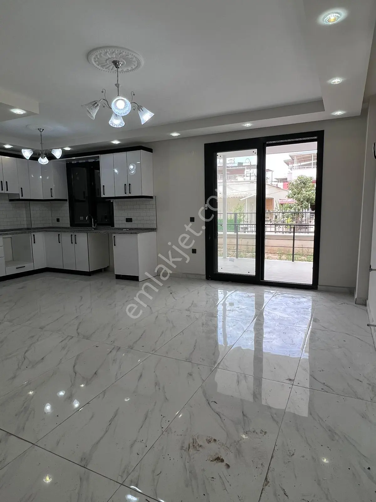 Didim Mavişehirde Sıfır 3+1 Lüx Villa - Görsel 5