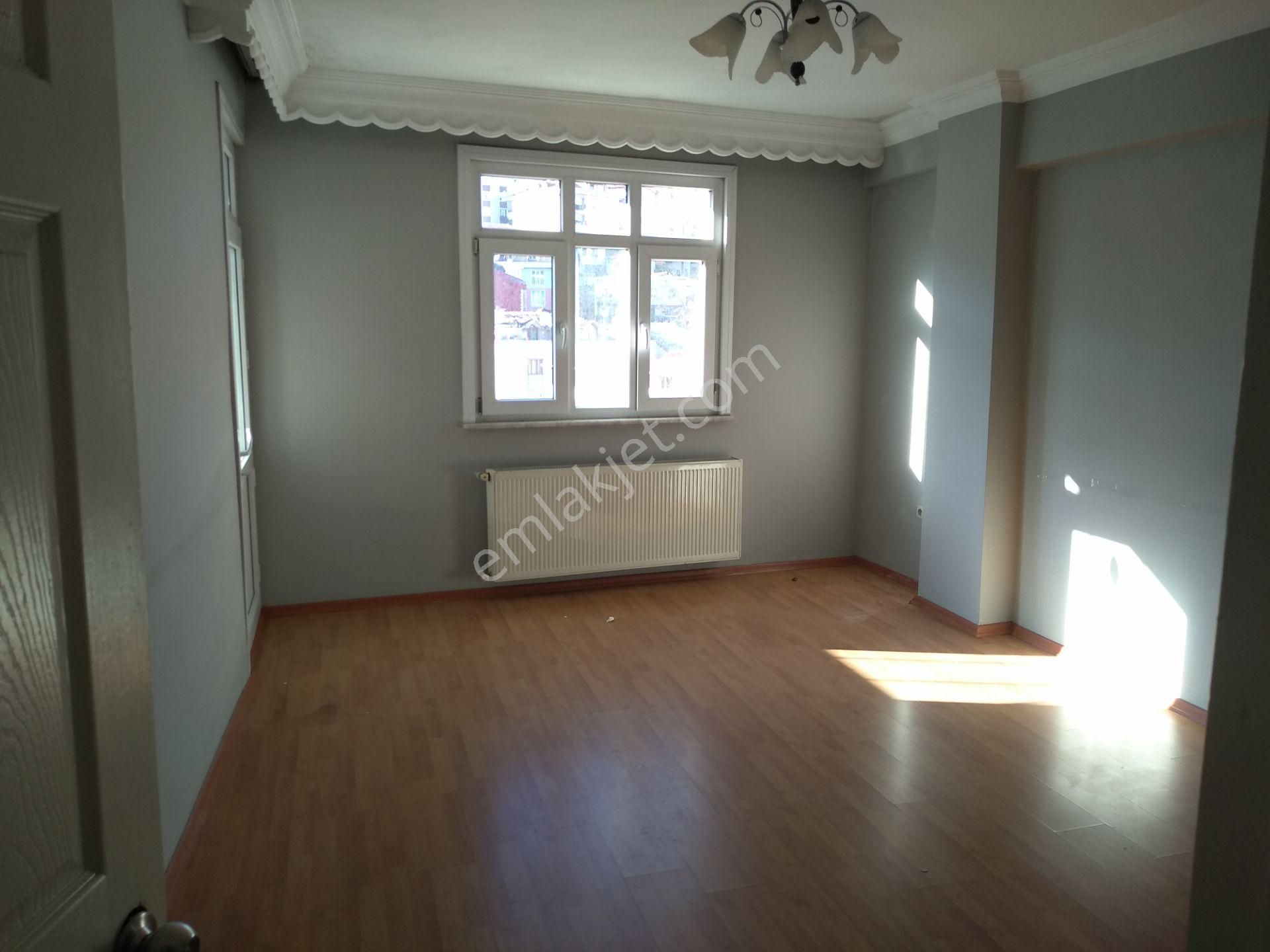 Memiş Emlaktan Eyüpsultan Silahtarağa Mah 3+1 120m2 Kiralık Daire