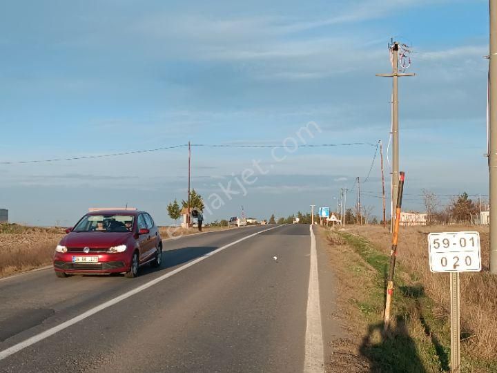 Saray Kurtdere Satılık Tarla Kurtdere Girişinde Asfalt Üzeri Satılık 262 M2 Yerimiz Hemen Mahallenin Girişinde