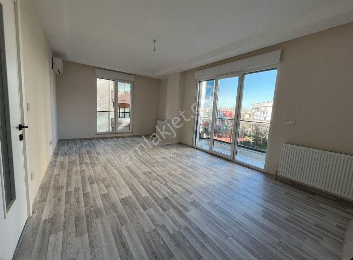 Kadıköy Sahrayı Cedit Satılık Daire  SAHRACEDİD HİLTON OTEL YAKINI 3+1 BALKONLI 85 M2 SIFIR DAİRE