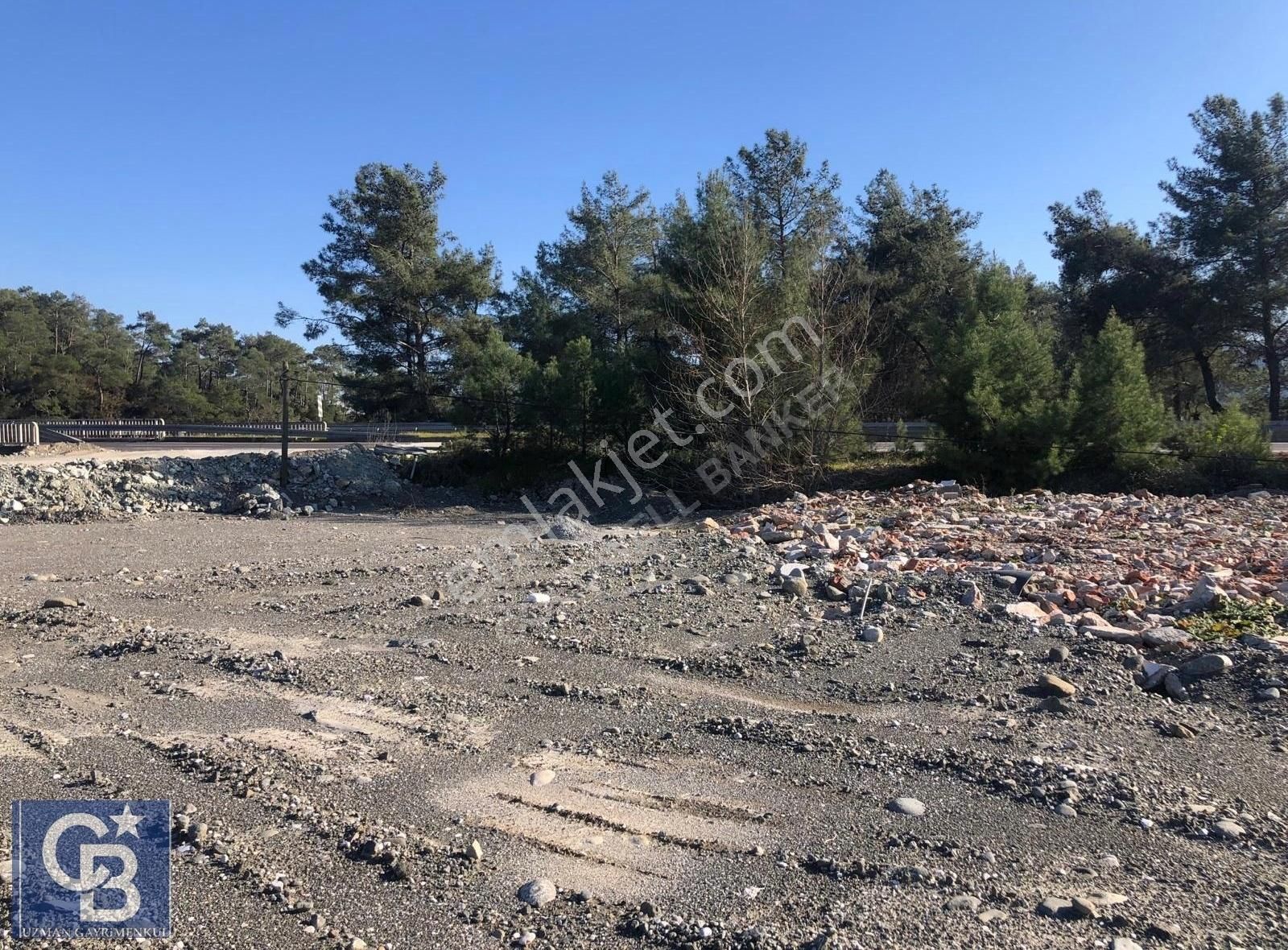 Ula Karabörtlen D 400 Karayolun Tam Temaslı Marjinal Tarım Arazi - Görsel 12