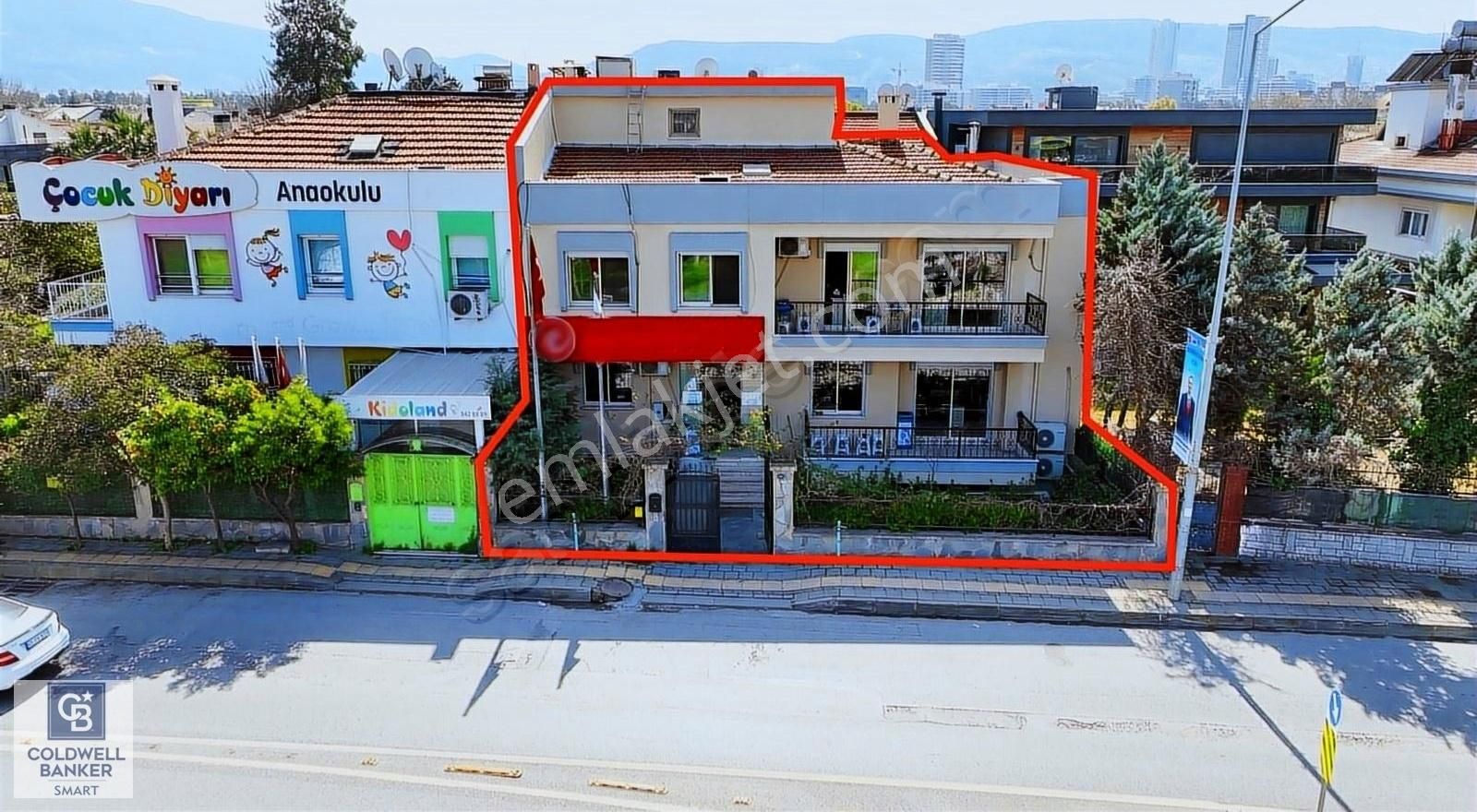 Bornova Kazımdirik Satılık Villa Forum Bornova Karşısında Satılık Villa