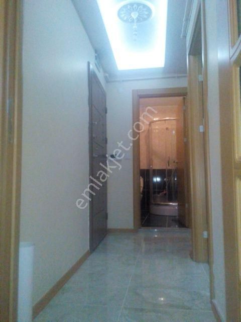 Bahçelievler Zafer Kiralık Daire  E5 METRO YAKINI YÜKSEK GİRİŞ