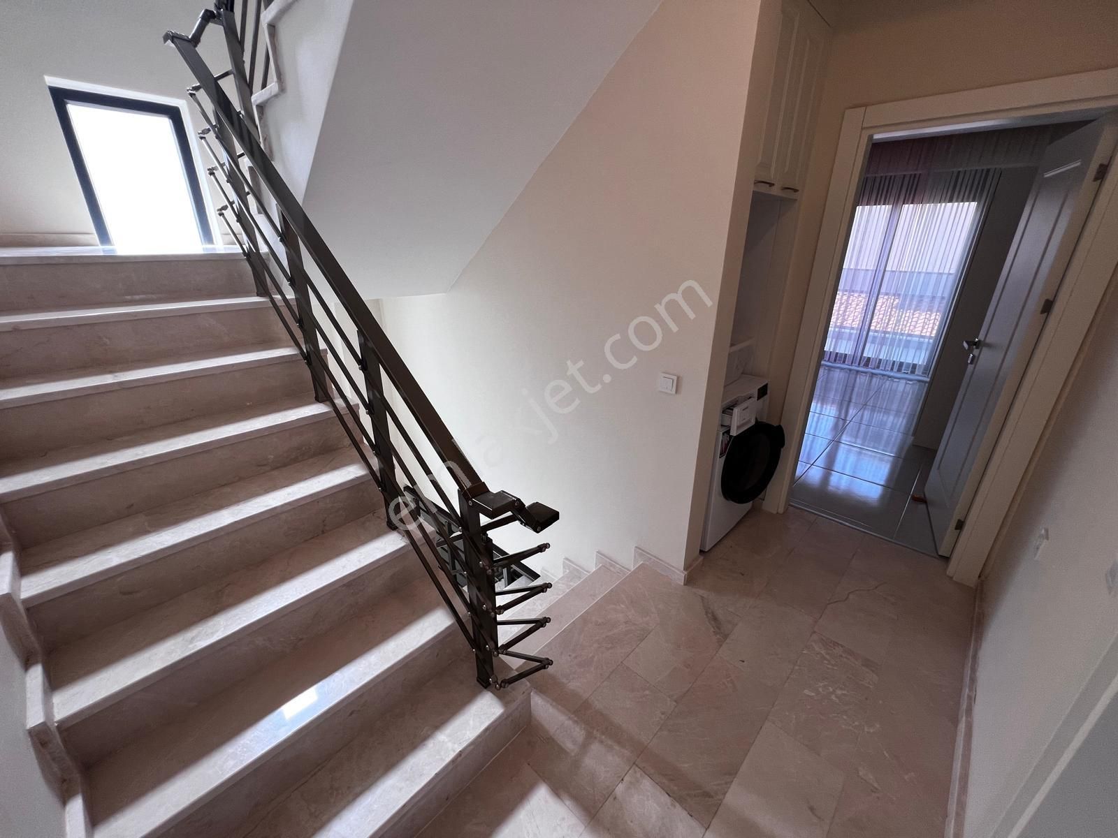 Antalya Belek'te Site İçinde Müstakil Havuzlu Satılık Villa - Görsel 21