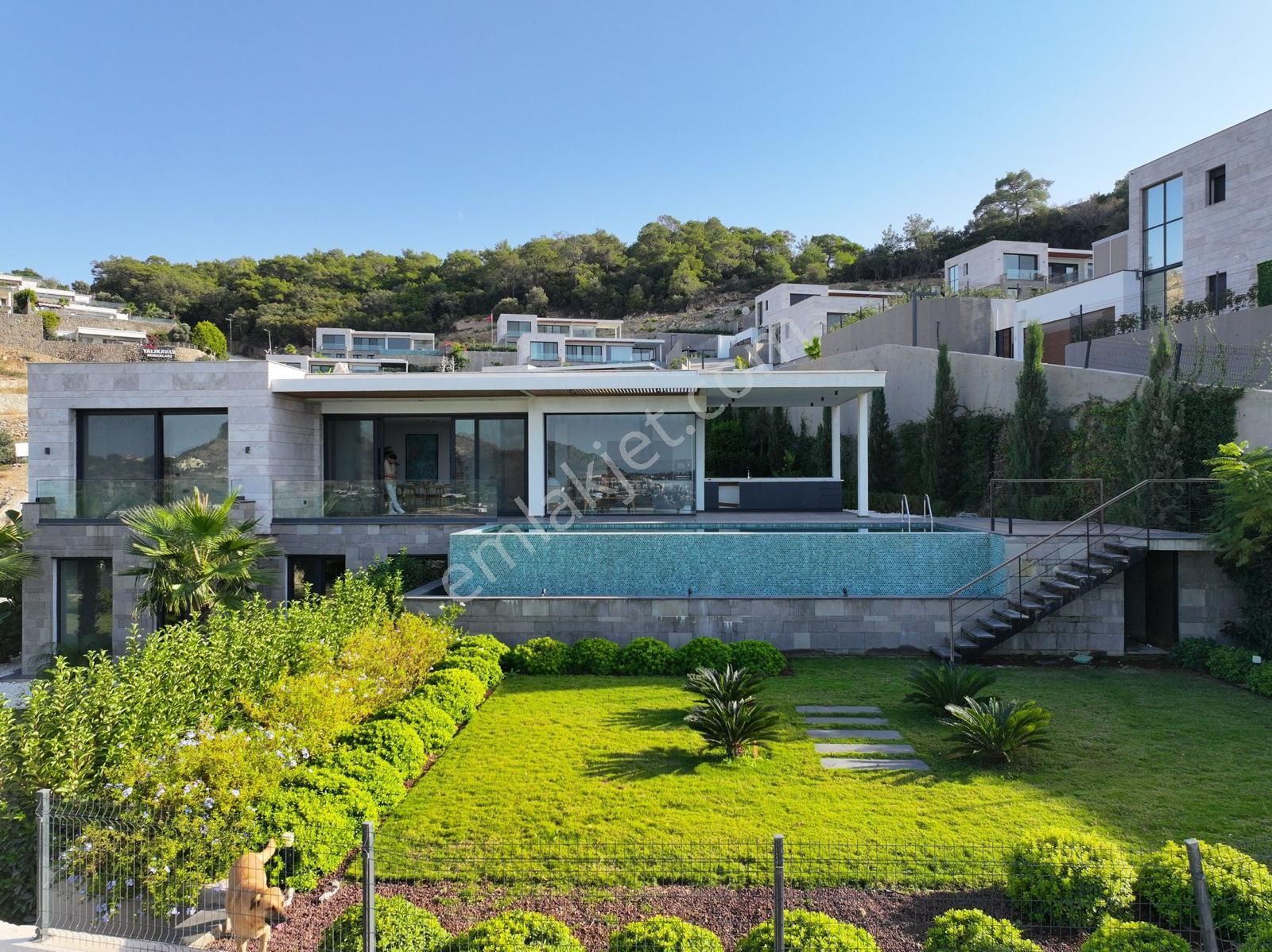 Bodrum Yalıkavak'ta Satılık Havuzlu Lüks 5+1 Villa - Görsel 8