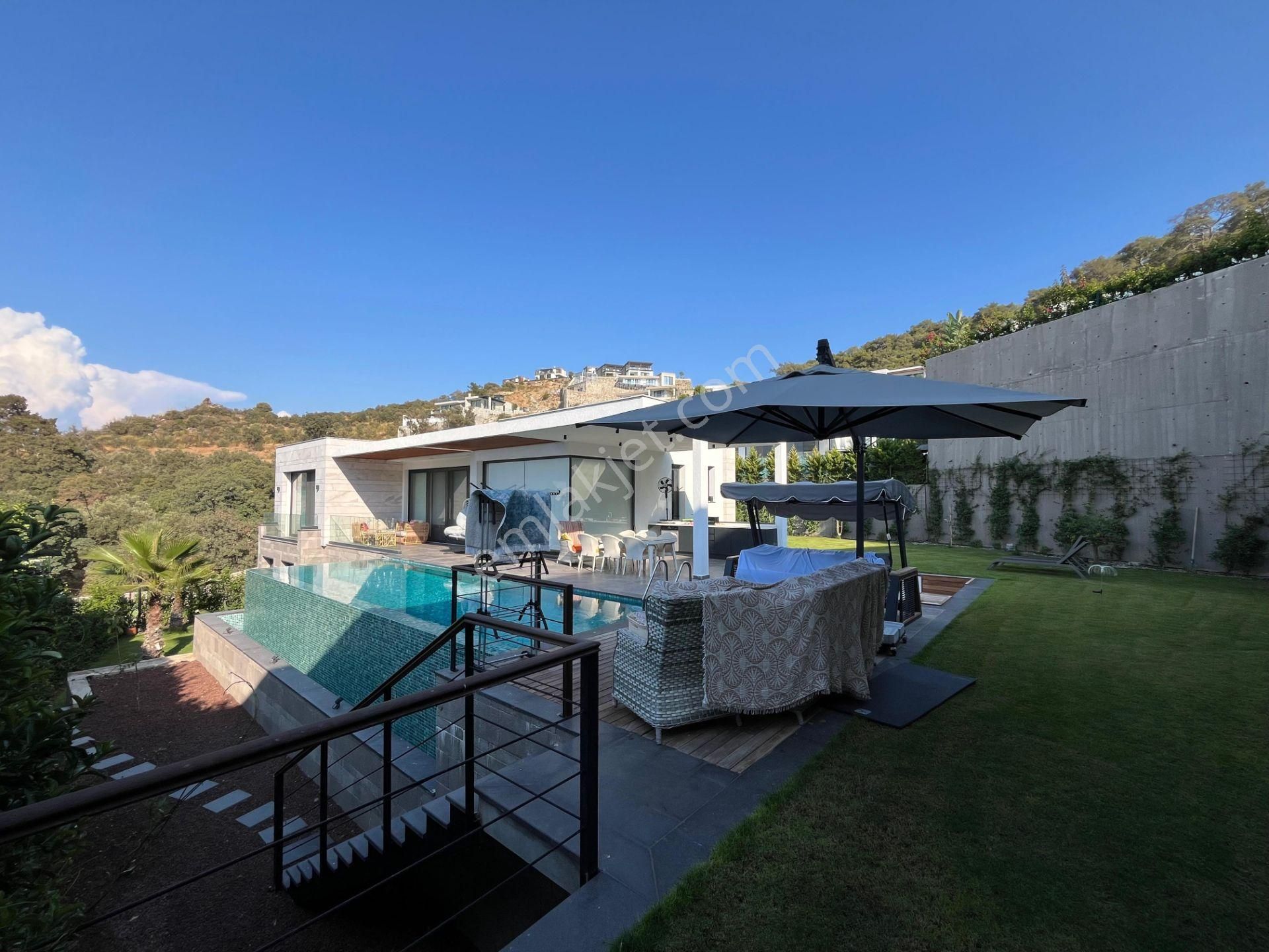 Bodrum Yalıkavak'ta Satılık Havuzlu Lüks 5+1 Villa - Görsel 7