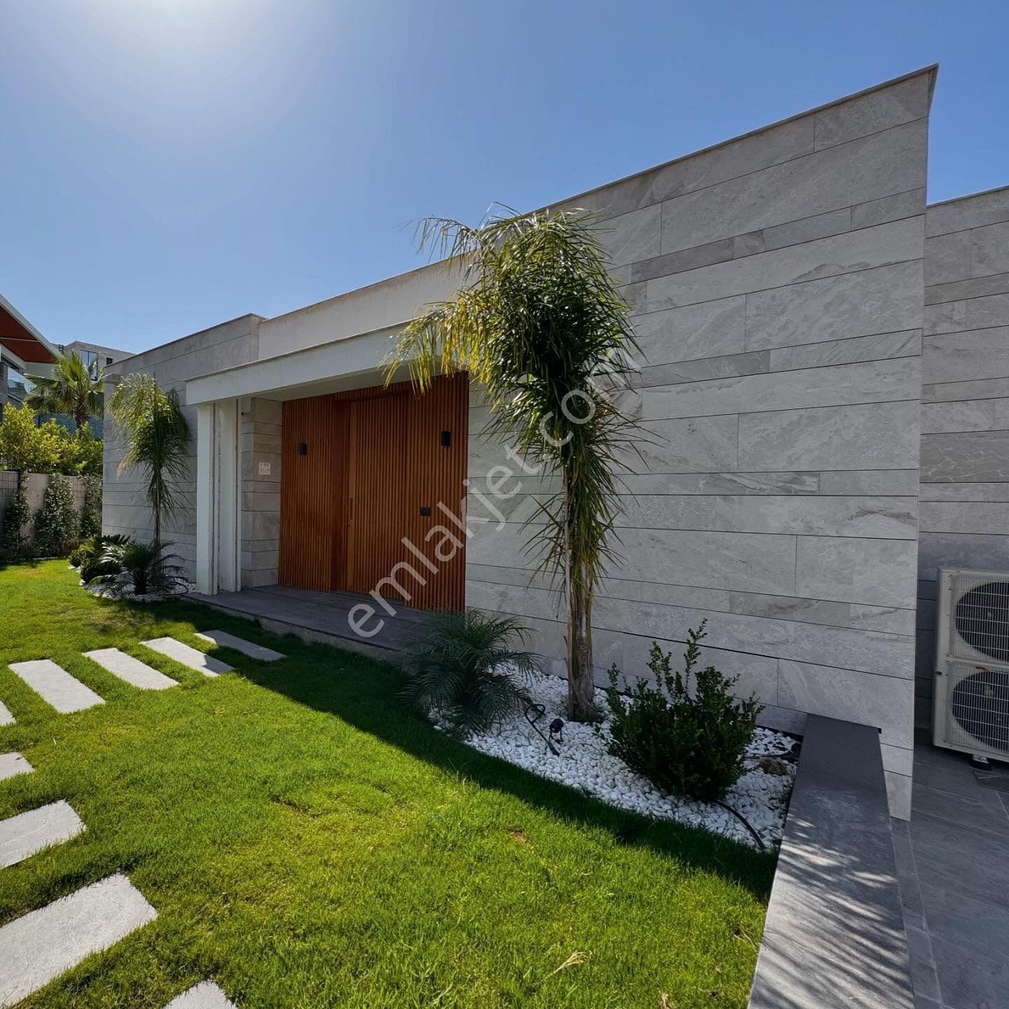 Bodrum Yalıkavak'ta Satılık Havuzlu Lüks 5+1 Villa - Görsel 13