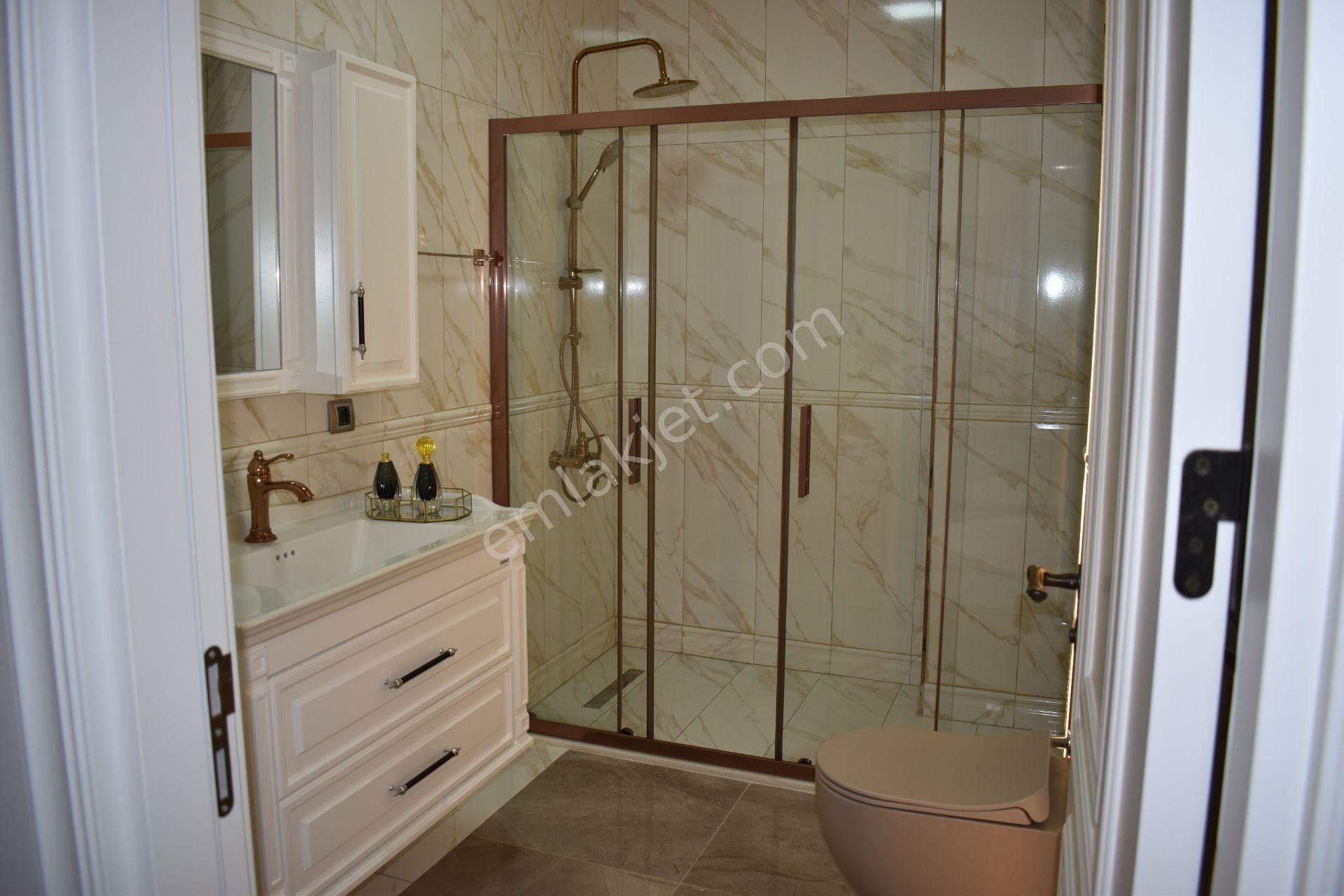 Büyükçekmece Mimaroba Mah Sıfır Ultra Lüks Havuz Ve Bahçeli Villa - Görsel 13