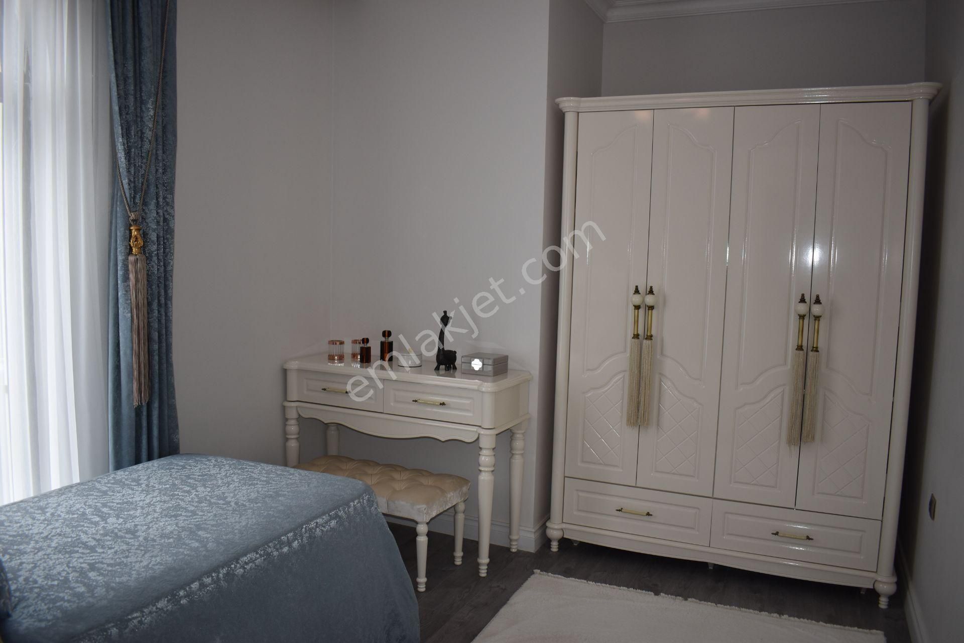 Büyükçekmece Mimaroba Mah Sıfır Ultra Lüks Havuz Ve Bahçeli Villa - Görsel 9