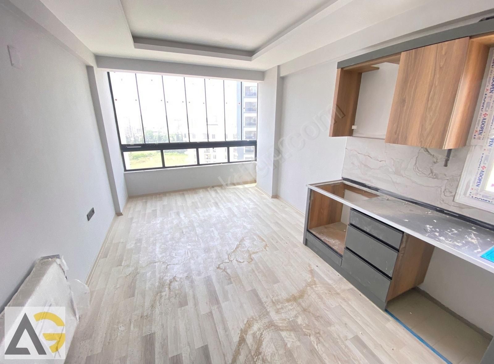 Mezitli Deniz Satılık Daire AURADAN TECE'DE SIFIR 2+1 SATILIK DAİRE