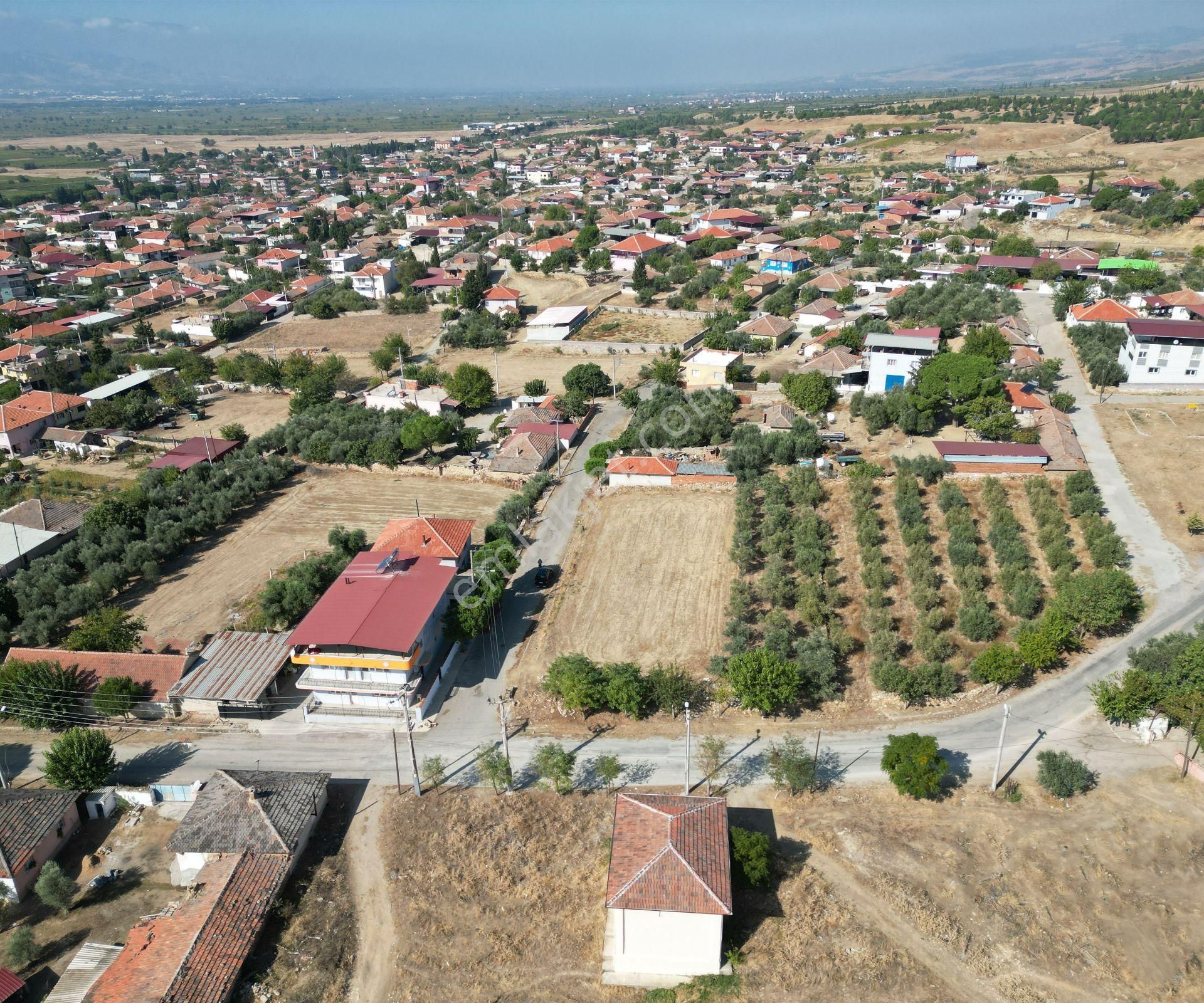 Alaşehir Killik Satılık Villa İmarlı  Manisa alaşehir killik mahallesi'nde imarlı arsa