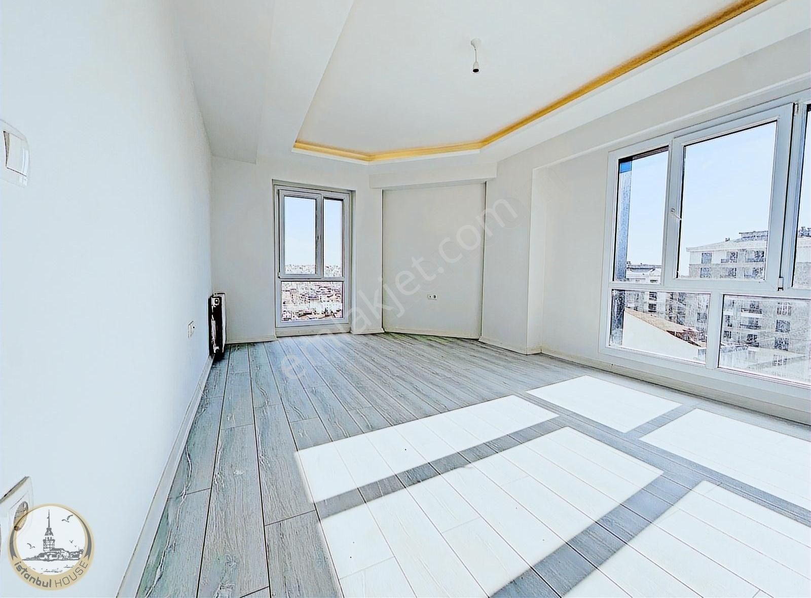 İstanbul House'dan, Butik Sitede, Otoparklı, Lüks 3+1 - Görsel 5