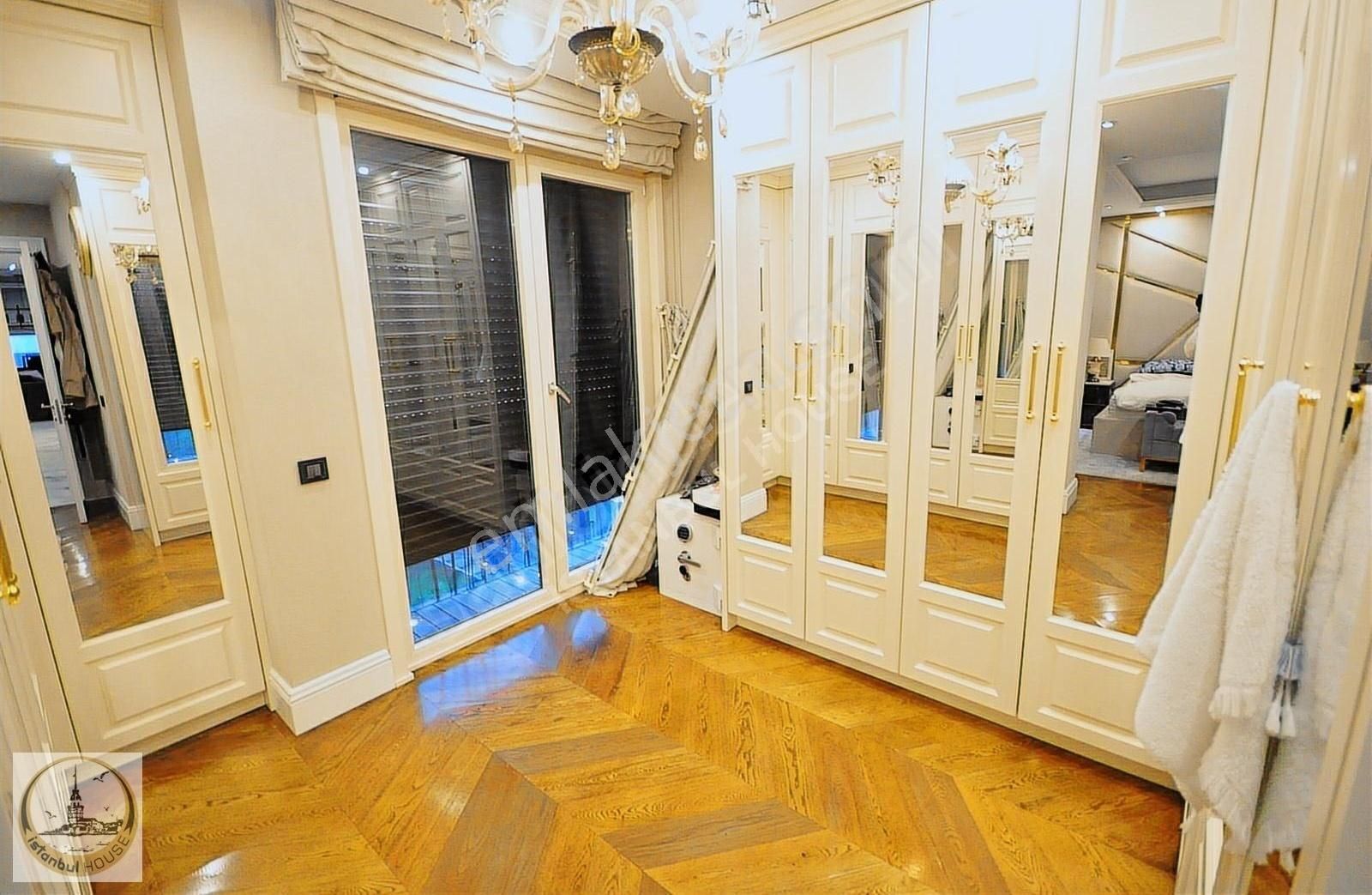 Yeşilköy'de Yalı Sitesinde Özel Tasarım Lüks Dubleks Daire - Görsel 11