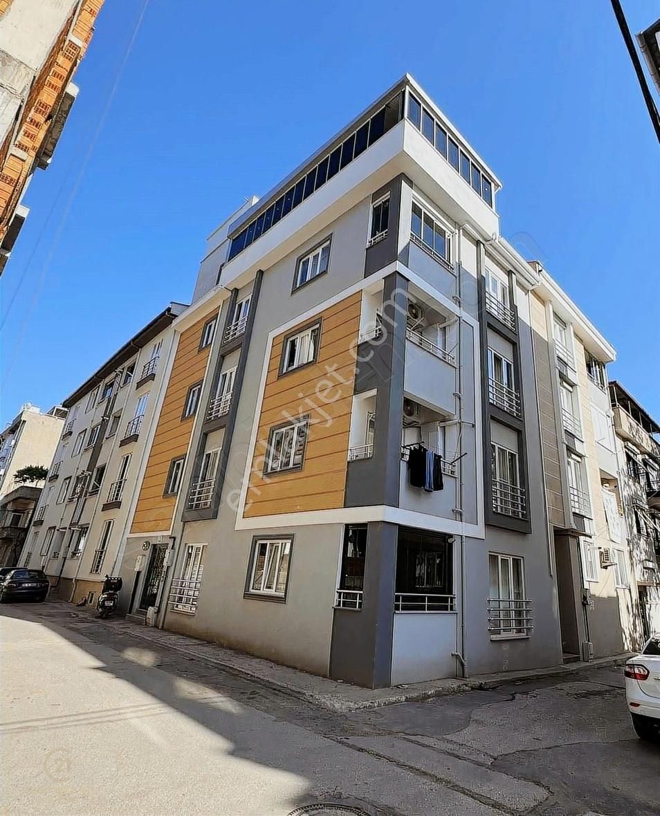 Karesi Kayabey Satılık Daire C21 BAL'DAN KAYABEY MAH. 1 YAŞ GENİŞ TERASLI SATILIK 3+1 DAİRE