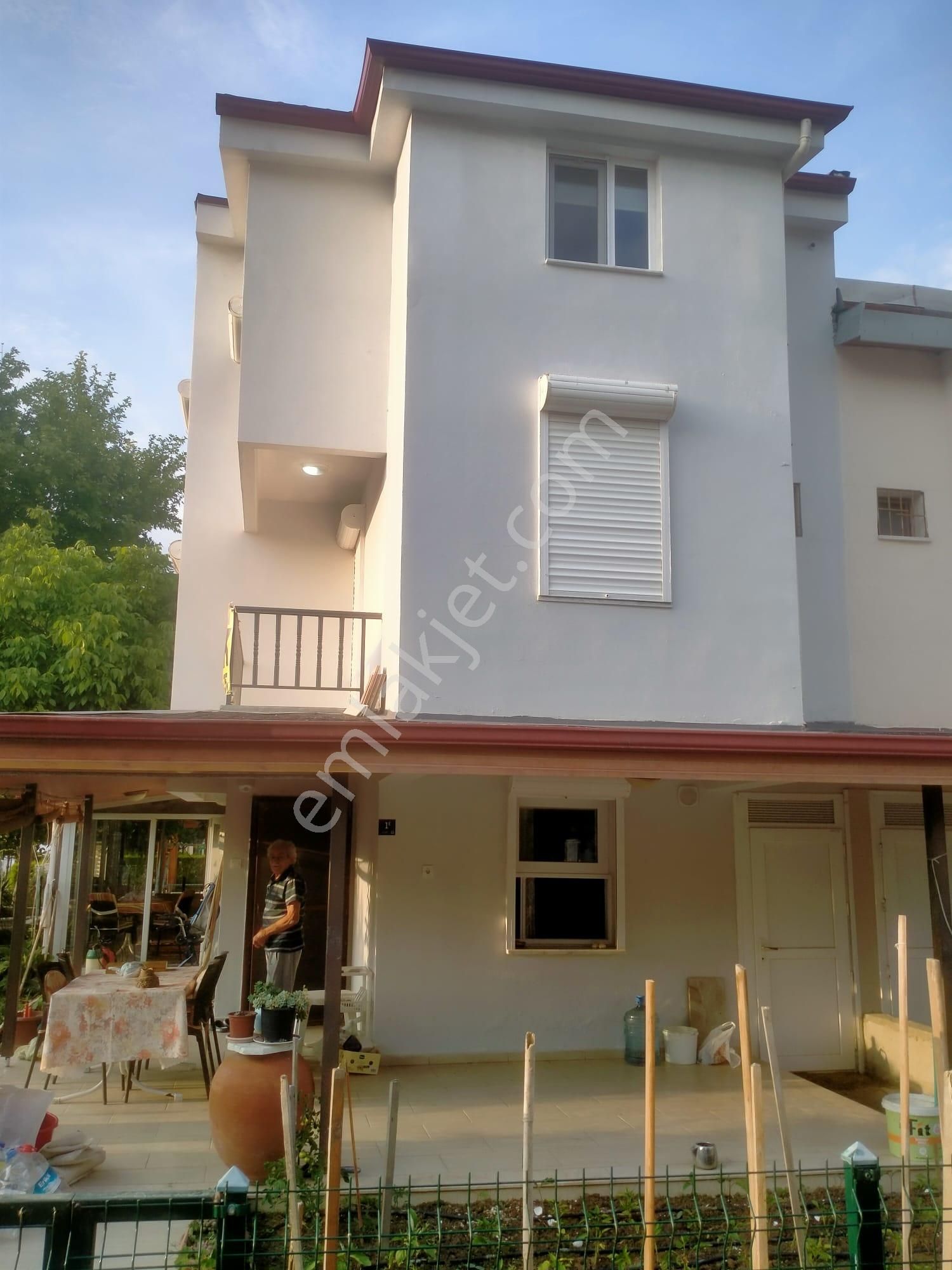 Kuşadası Davutlar Satılık Villa Kuşadası Davutlar Sahil Bölgesinde Satılık Villa