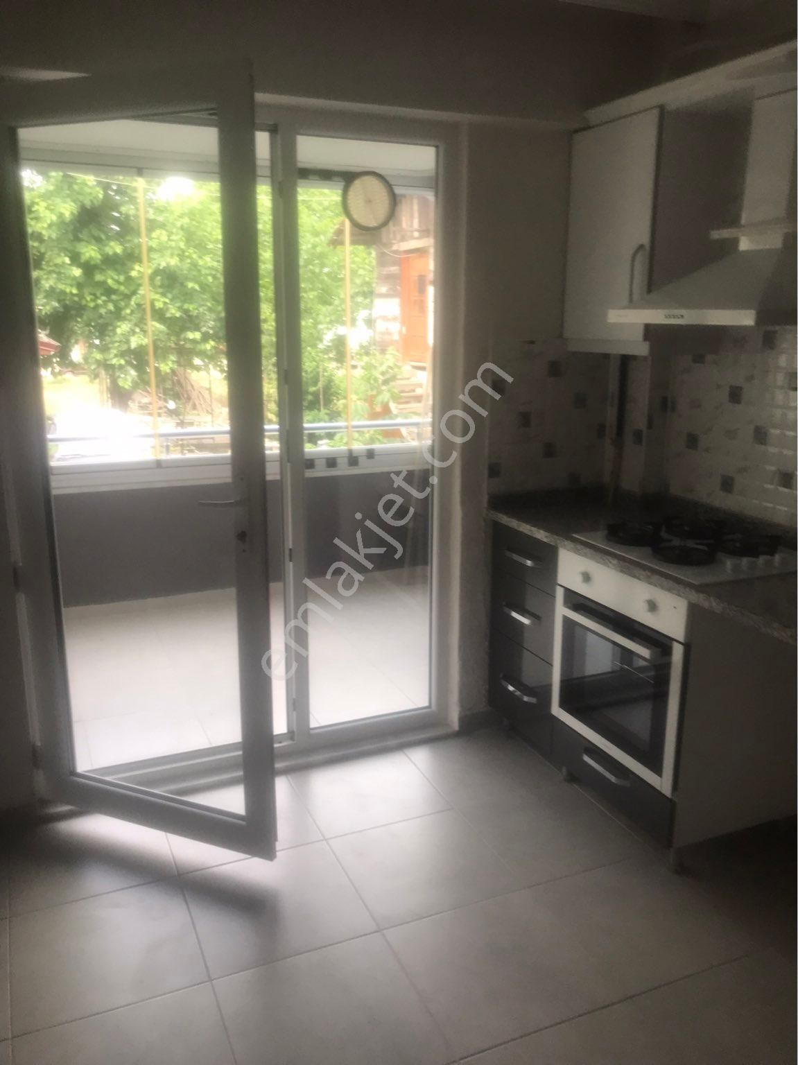 Hendek Rasimpaşa Kiralık Daire RASİMPAŞA DA EBEBEYİN BANYOLU 3+1 KİRALIK DAİRE