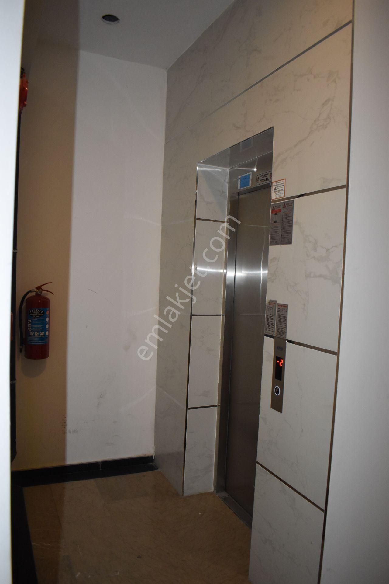 Büyükçekmece Fatih Mah Lüks Butik Sitede Arakat Sıfır 3+1 Satılık Daire - Görsel 23
