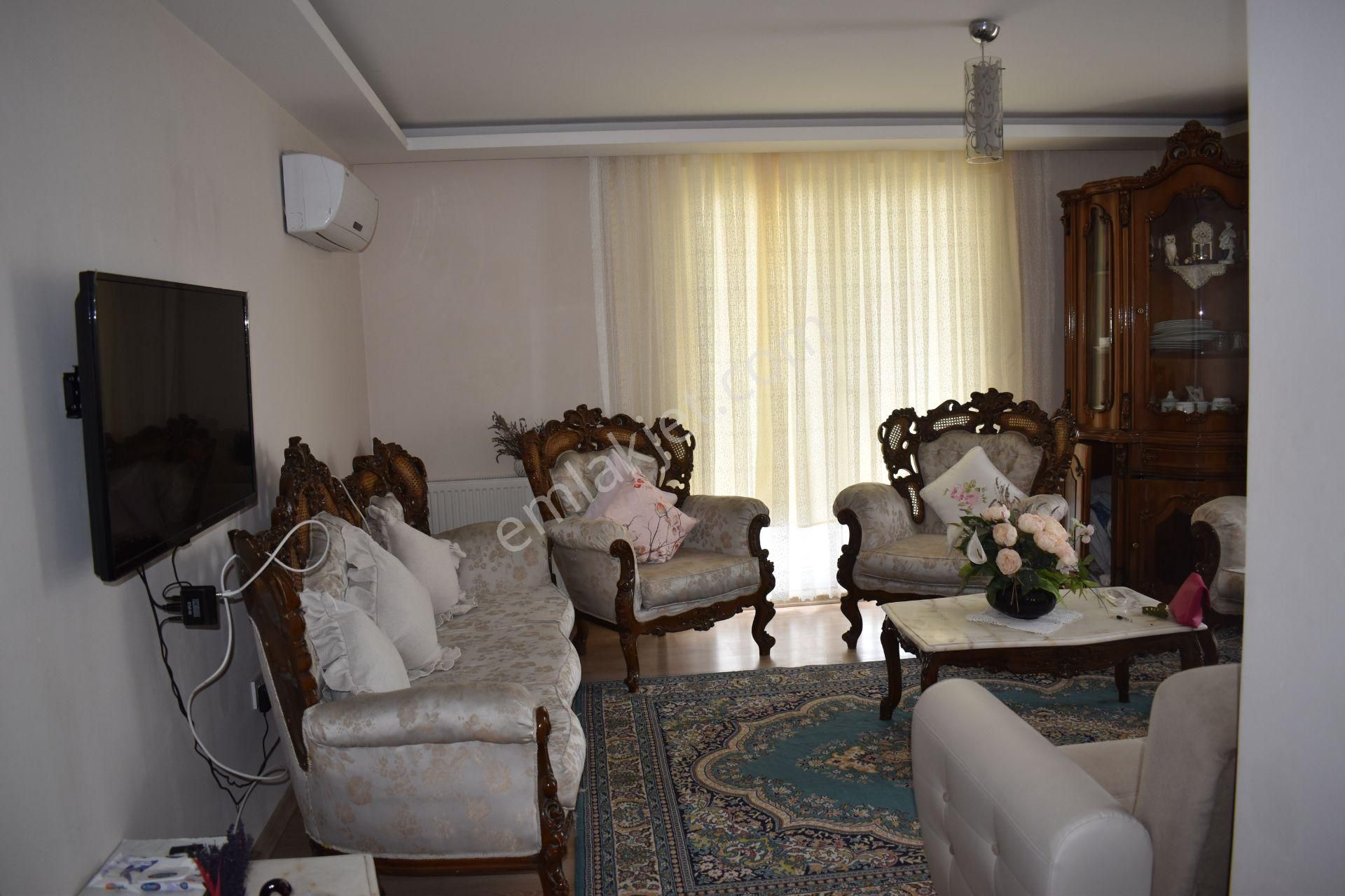 Büyükçekmece Fatih Mah Lüks Butik Sitede Arakat Sıfır 3+1 Satılık Daire - Görsel 2
