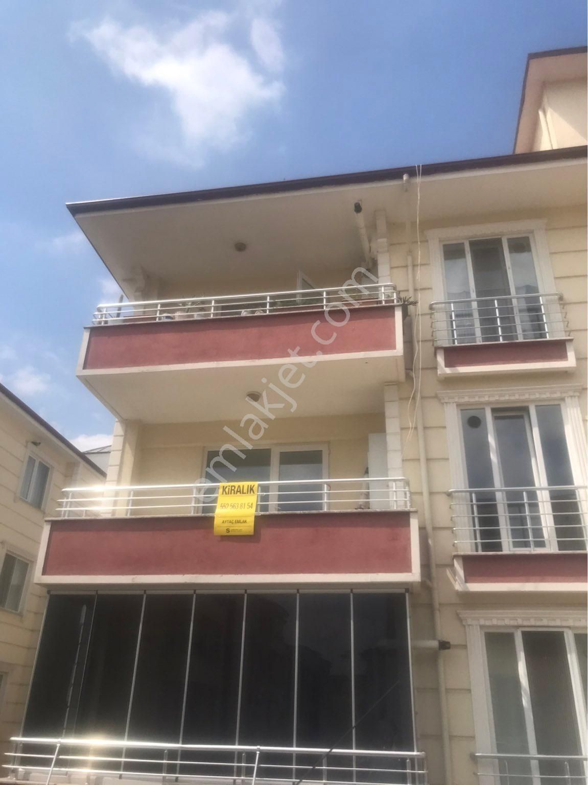 Hendek Rasimpaşa Kiralık Daire RASİMPAŞA YENİ TERMİLAL ARKASI KIROĞLU SİTESİ KİRALIK 3+1 DAİRE