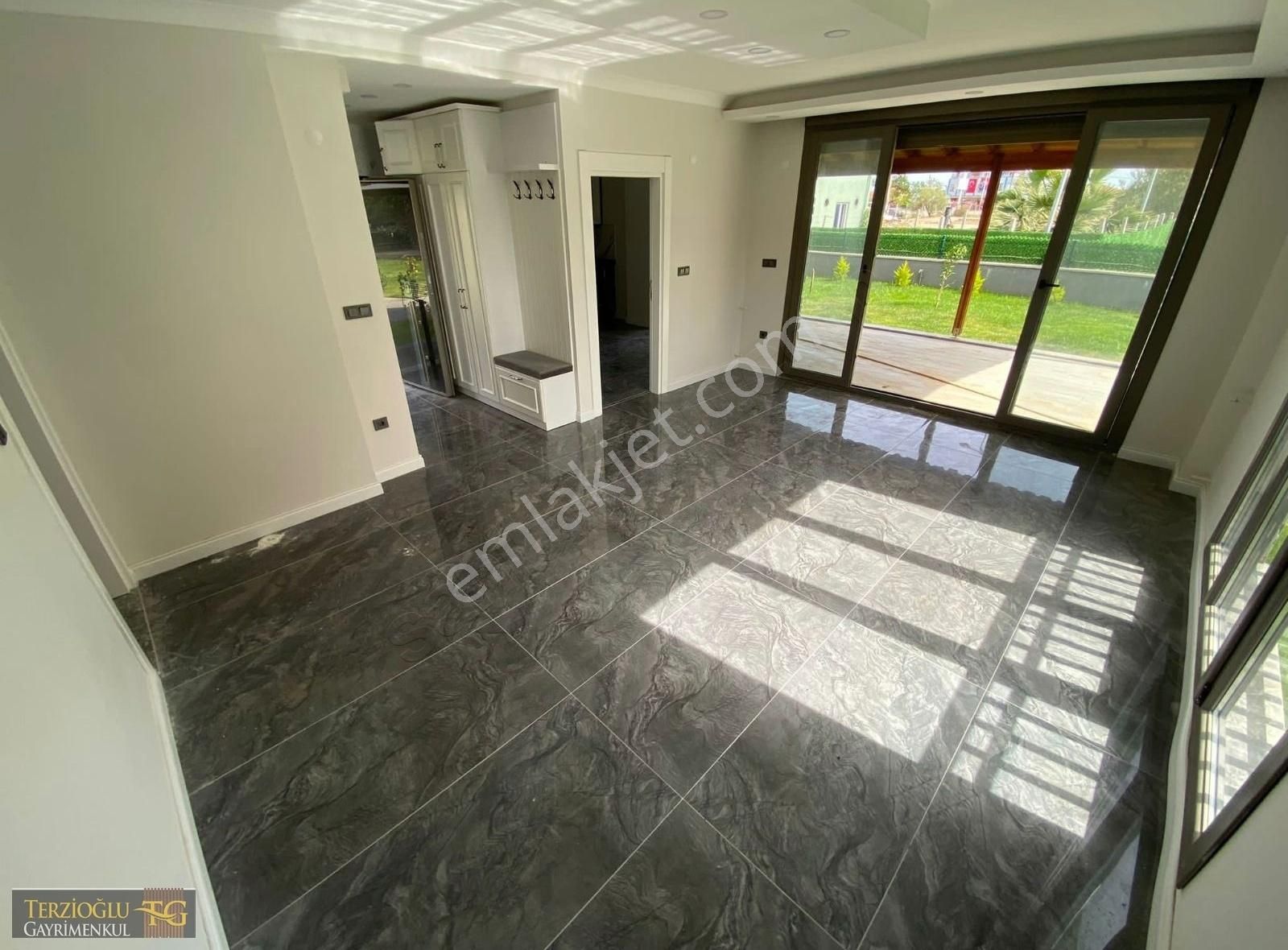 Terzioğlu'ndan 400 M2 Arsa İçinde 3+1 Müstakil Lüks Villa - Görsel 28