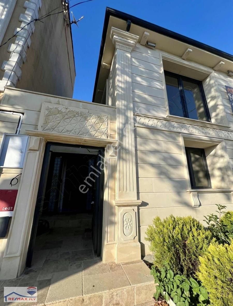 Beykoz Merkez Satılık Villa BEYKOZ YALIKÖYDE BOĞAZ MANZARALI 220M2 SATILIK 3+1 VİLLA