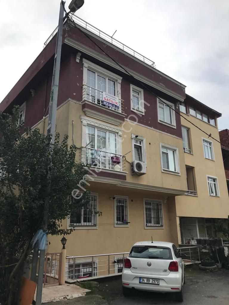 Ataşehir Esatpaşa Satılık Daire  ESATPAŞA SEDİR SOKAKTA FIRSAT  2+1 ARAKAT DAİRE