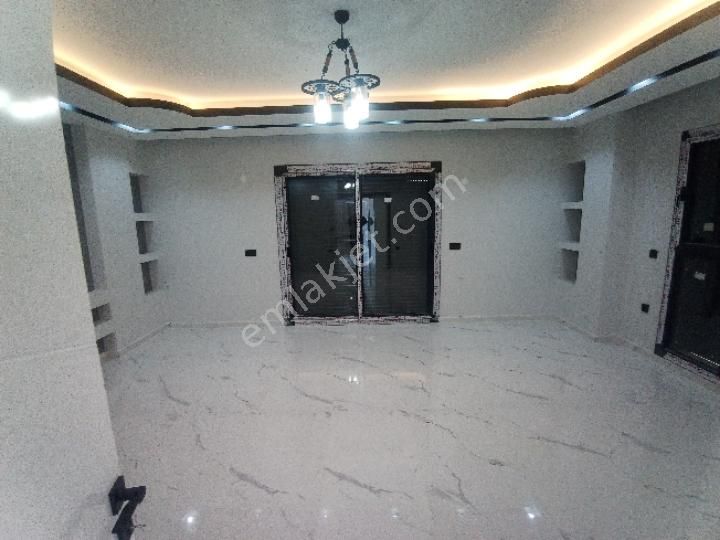 Tam Bağımsız 1 Oda Alt Katta - Görsel 4