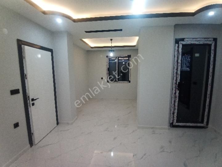 Tam Bağımsız 1 Oda Alt Katta - Görsel 10