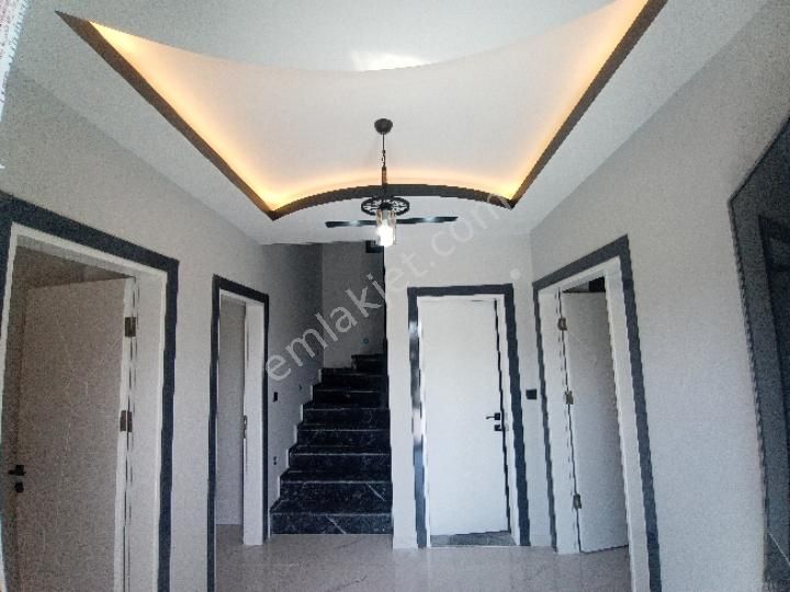 Tam Bağımsız 1 Oda Alt Katta - Görsel 3