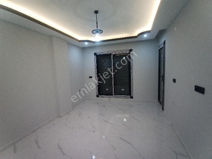 Tam Bağımsız 1 Oda Alt Katta - Görsel 8