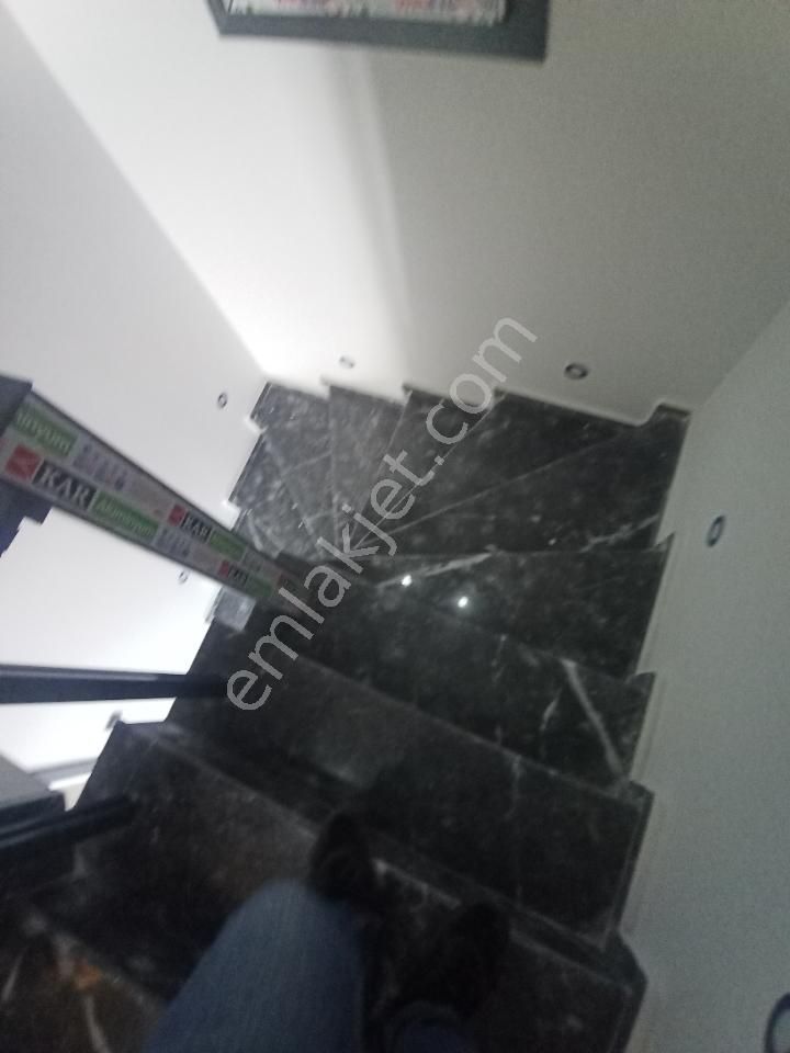 Tam Bağımsız 1 Oda Alt Katta - Görsel 19