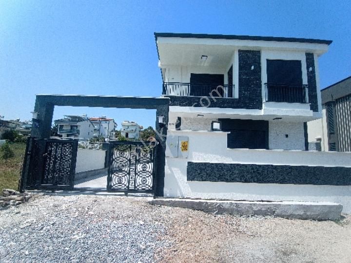 Didim Hisar Satılık Villa  Tam bağımsız 1 oda alt katta