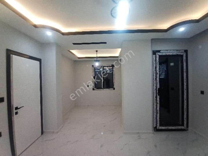 Tam Bağımsız 1 Oda Alt Katta - Görsel 13