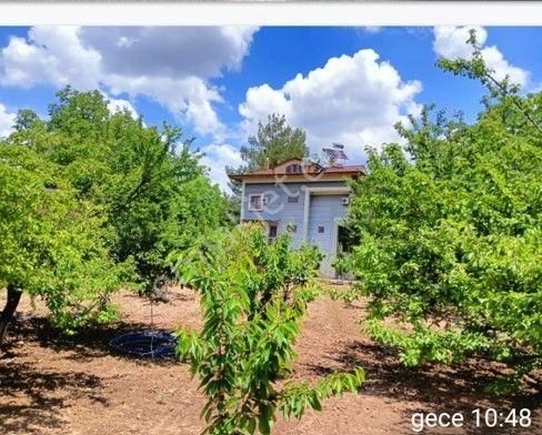 Tavas Yaka Satılık Villa  Denizli Tavas Bağarasında Satılık Bahçeli Villa