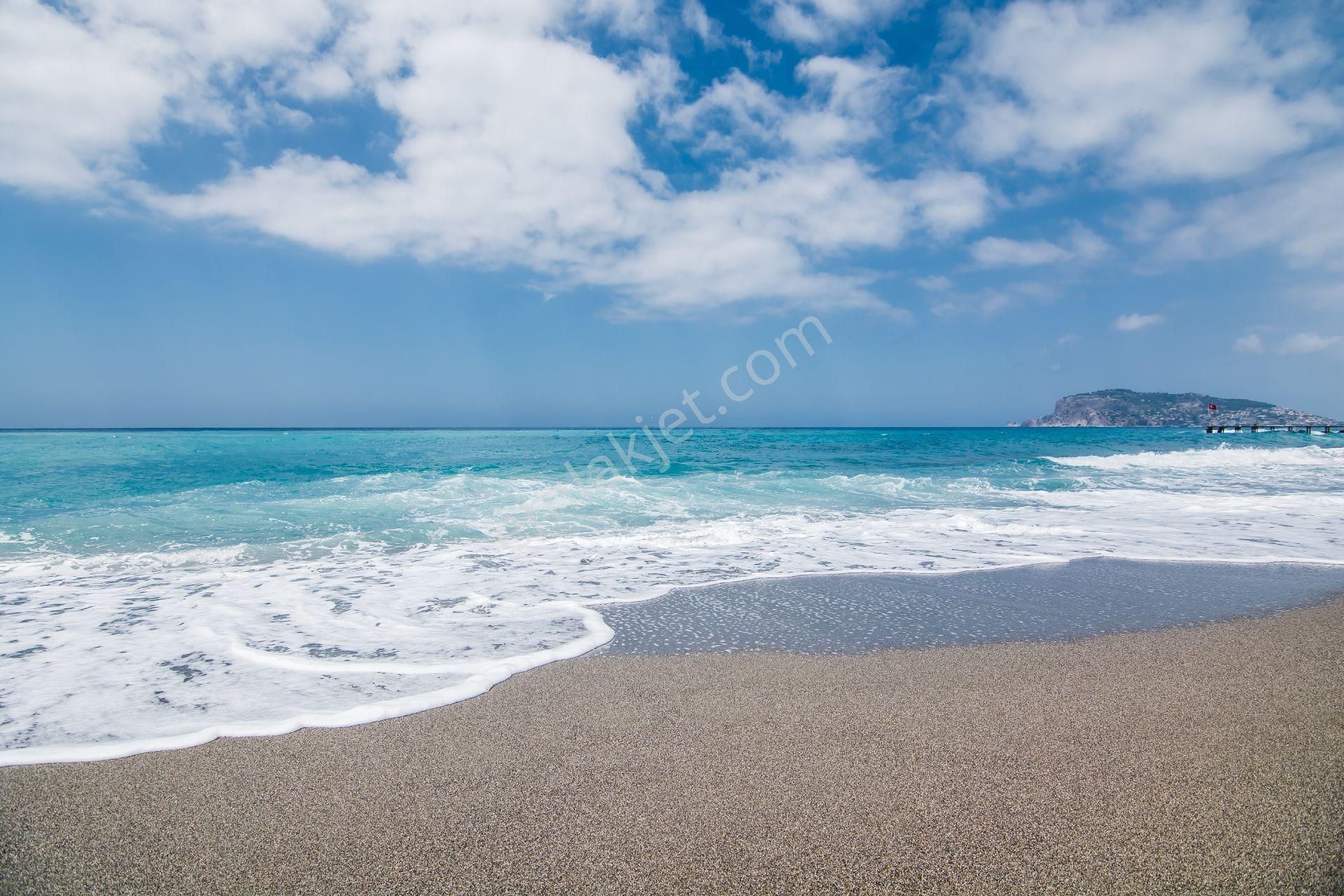 Alanya Tosmur Da Denize 100 Mt. Mesafede Ultra Lüks Komplekste 1+1 Sıfır Daire - Görsel 2