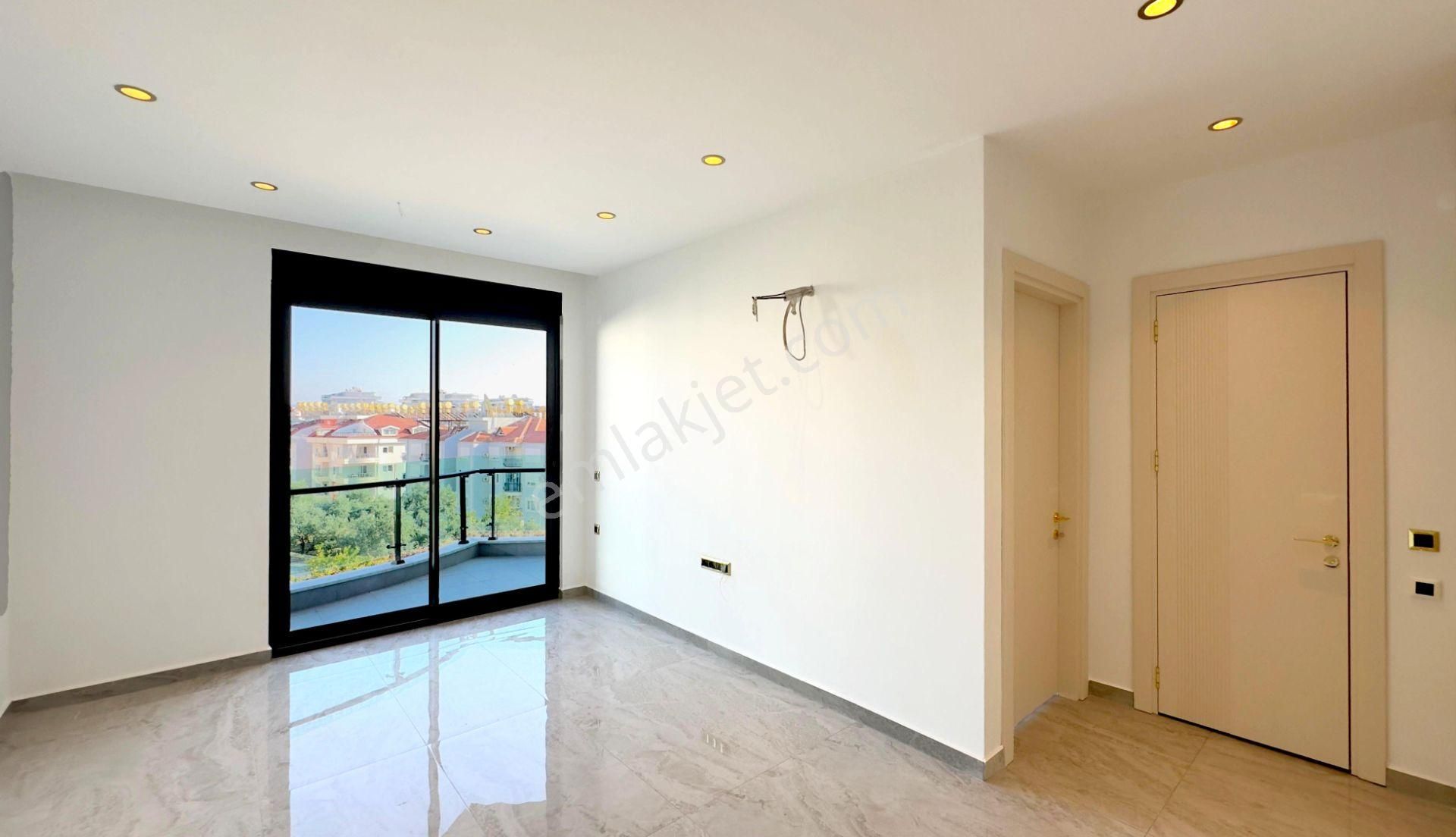 Alanya Tosmur Da Denize 100 Mt. Mesafede Ultra Lüks Komplekste 1+1 Sıfır Daire - Görsel 23