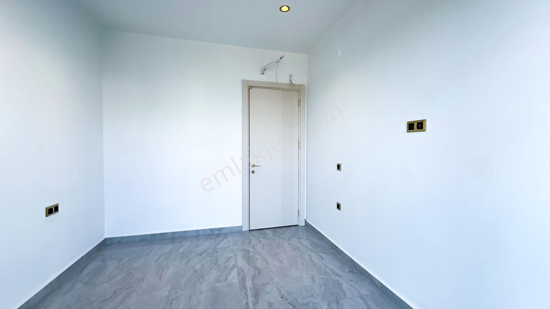 Alanya Tosmur Da Denize 100 Mt. Mesafede Ultra Lüks Komplekste 1+1 Sıfır Daire - Görsel 25